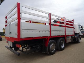 Scania P 400-CAMIONES GRUA