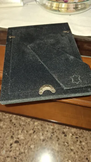 Marco de fotos Hofmann cuero negro y dorado