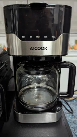Cafetera Aicook poco usada