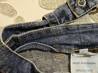 Jeans Fornarina con cintura a farfalla