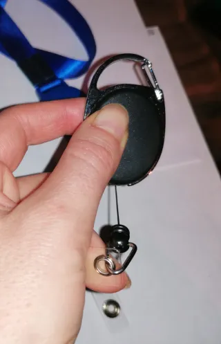 Coppia Moschettoni con cordino retrattile