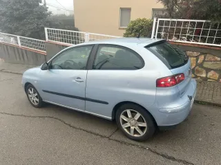 SEAT Ibiza 2004