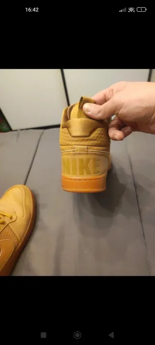 Nike Court Borough Mid Winter Beige/Brown