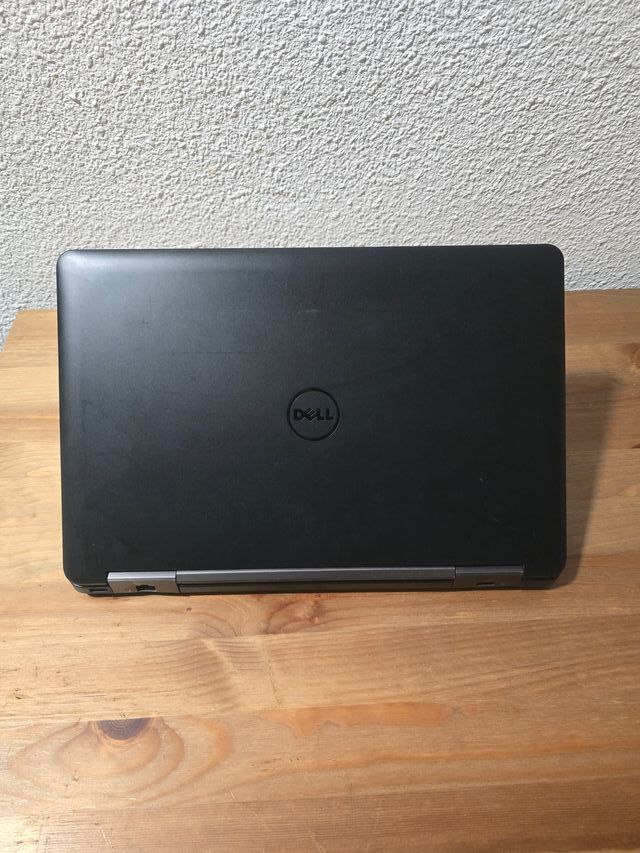 Dell E5540 | 8GB RAM | 128GB SSD | 6 Mesi di Garanzia