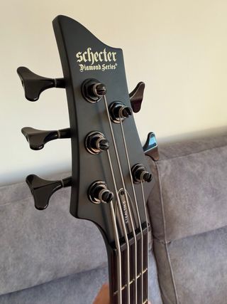 Bajo Eléctrico Schecter Stiletto Stealth-5 Negro