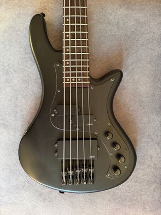 Bajo Eléctrico Schecter Stiletto Stealth-5 Negro