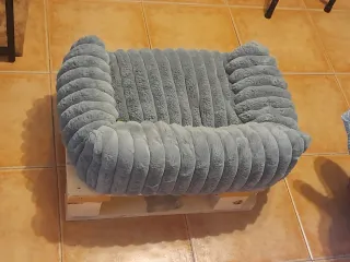 Sofá para mascota gris