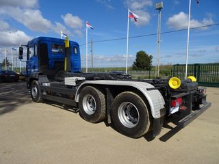 MAN TGA 26 400-CAMIONES GANCHO PORTACONTENEDOR