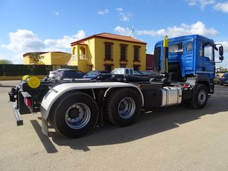 MAN TGA 26 400-CAMIONES GANCHO PORTACONTENEDOR