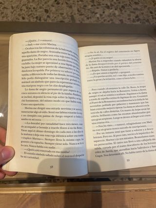 Marina (Spanish Edition)