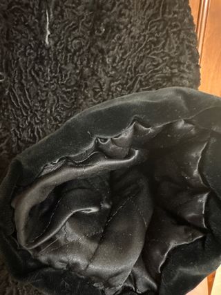 Abrigo de astracán negro