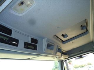 Mercedes ATEGO 13 23-CAMIONES GRUA