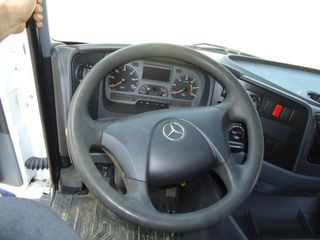 Mercedes ATEGO 13 23-CAMIONES GRUA