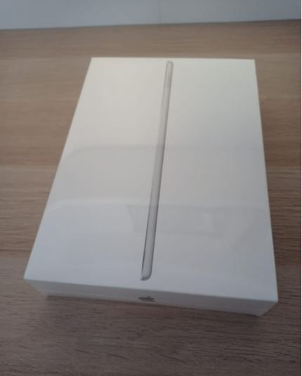 ◆PRESIGILLATO + REGALO◆ iPad 10.2" 2021 256GB