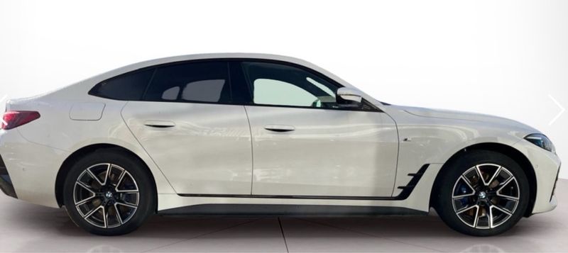 BMW i4 2022 - foto 1