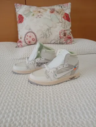 Nike Air Jordan 1 x Off-White NRG