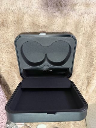 Caja vacía para auriculares Bang & Olufsen