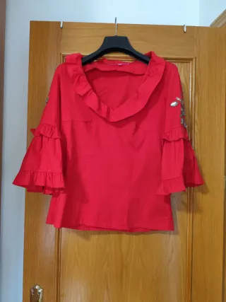 Conjunto falda pedrería manga codo