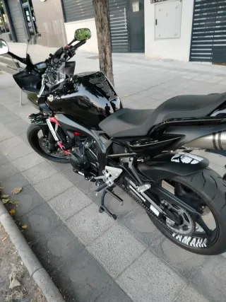 Yamaha FZ6 Fazer S2