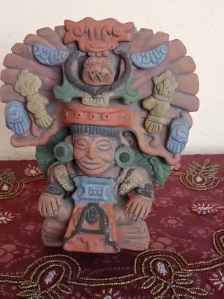 FIGURA CEREMONIAL AZTECA