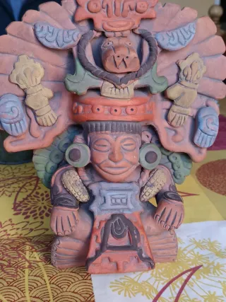 FIGURA CEREMONIAL AZTECA