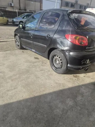 Peugeot 206 2004
