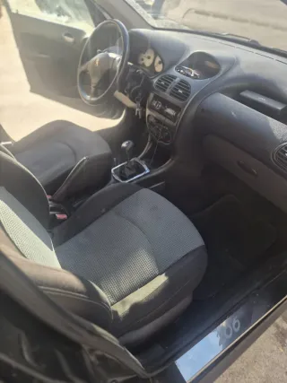 Peugeot 206 2004