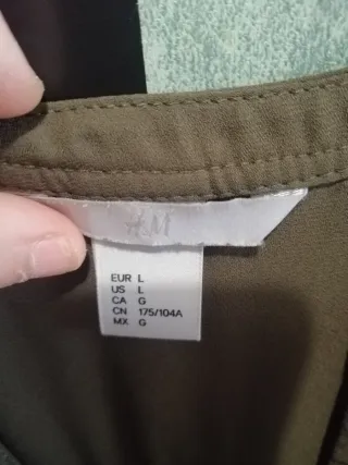 Blusa verde sin mangas