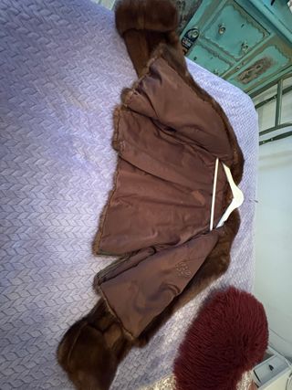 Chaquetilla de pelo marrón