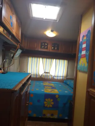 Caravana KNAUS Azur 465