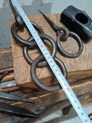 Antiguos Amarraburros y porilla cantero