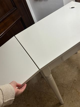 Mesa de brazos extensible blanca
