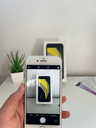 iPhone 8 64GB Blanco 78% Batería