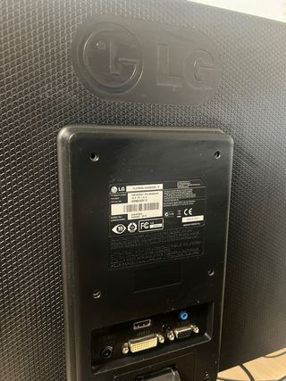 Acer Aspire X e monitor LG Led 24”