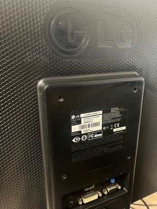 Acer Aspire X e monitor LG Led 24”