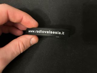 Braccialetto Radio Valsesia nero e rosso