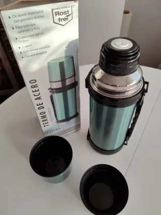Termo de acero inoxidable Rost frei