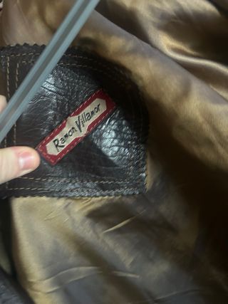 Chaqueta de cuero marrón