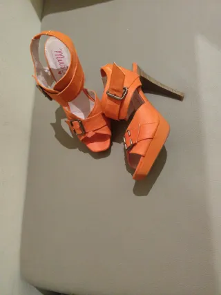 Zapatos Mustang Naranja Talla 38