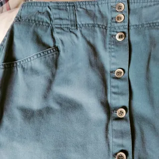 Falda larga vaquera con botones