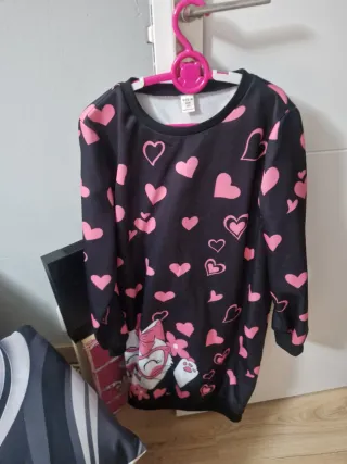 Vestido niña negro corazones rosas