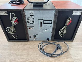 Mini cadena Sony CD/MP3/Radio