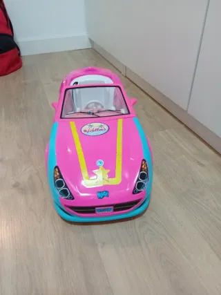 Nancy patinadora con coche y accesorios