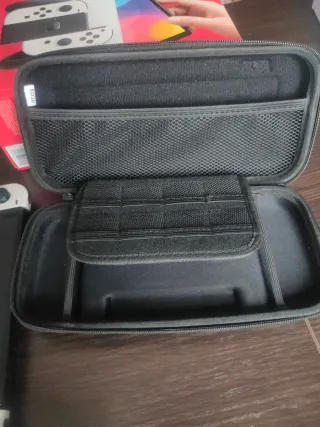 Nintendo Switch OLED Blanca Completa