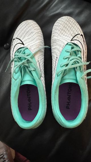 Botas fútbol talla 40 Nike Phantom GT chico/chica