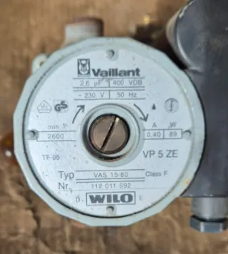 Pompa di circolazione per caldaia Vaillant