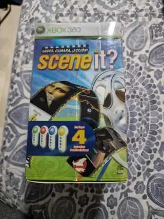 Scene it? Xbox 360 con 4 mandos