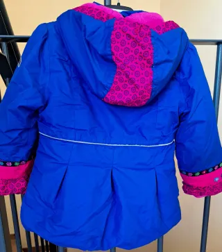 Chaquetón niña T92 azul con bordados