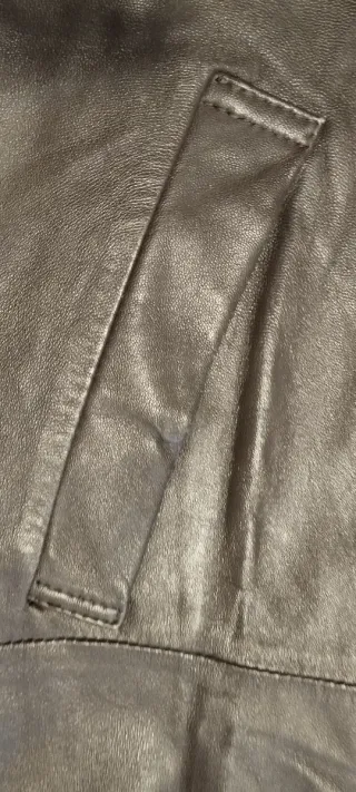 Abrigo corto de cuero hombre