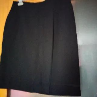 Falda negra con detalle trenzado